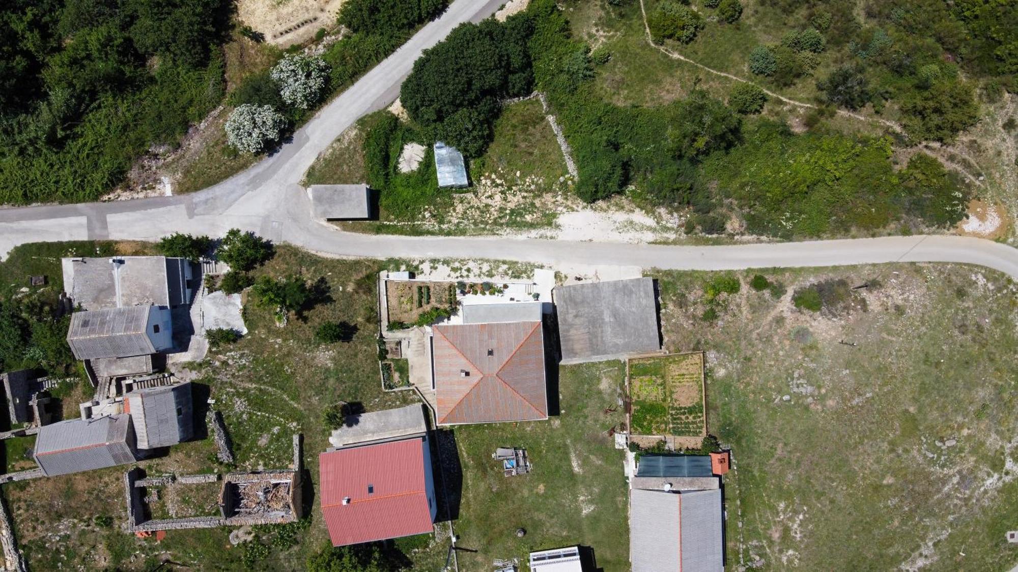 Apartments Tri Mora Ražanac Rum bild